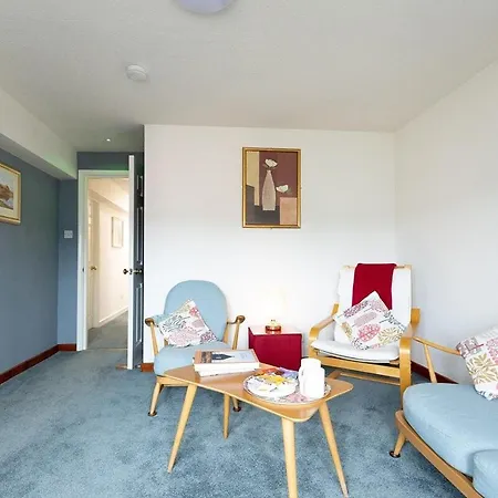 Katherines Court - Spacious Apartment With Rolling Hill Views Kendal Exterior photo